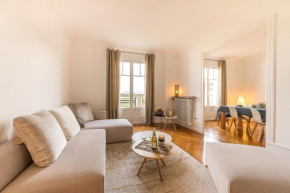 Annecy centre Luxueux one bedroom 2-3pers by LocationlacAnnecy, LLA Selections
